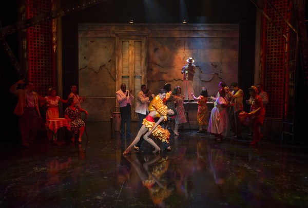 BWW Photo Exclusive: First Look at Nicholas Rodriguez, Emma Rose Brooks, Kelley Faulkner and Richard R. Henry in GUYS AND DOLLS at Milwaukee Rep Image