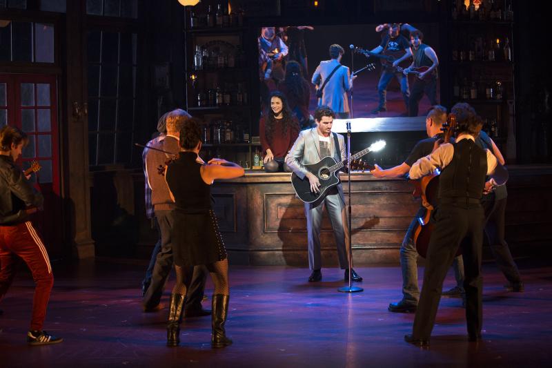 BWW Review: South Coast Repertory Raises Hopeful, Exquisite New Production of ONCE BWW Review: South Coast Repertory Raises Hopeful, Exquisite New Production of ONCE