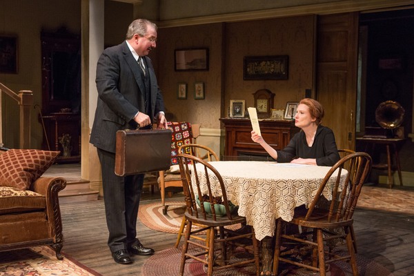 Photo Flash: First Look at Annette O'Toole and More in THE SHOW-OFF Off-Broadway Image