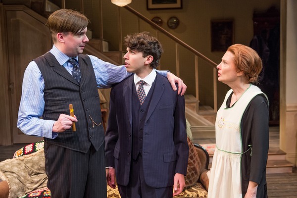 Photo Flash: First Look at Annette O'Toole and More in THE SHOW-OFF Off-Broadway Image