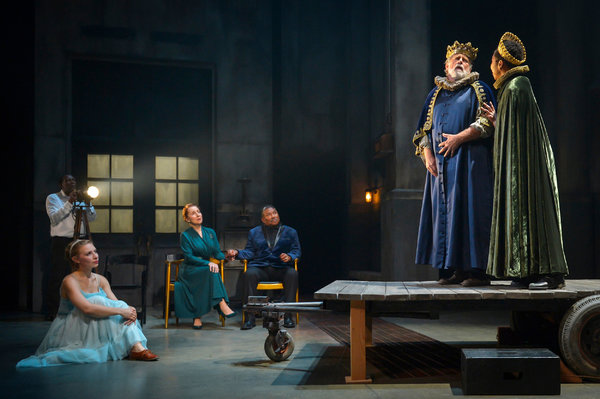 Photo Flash: Intense First Look at John Douglas Thompson in HAMLET at American Conservatory Theater Image