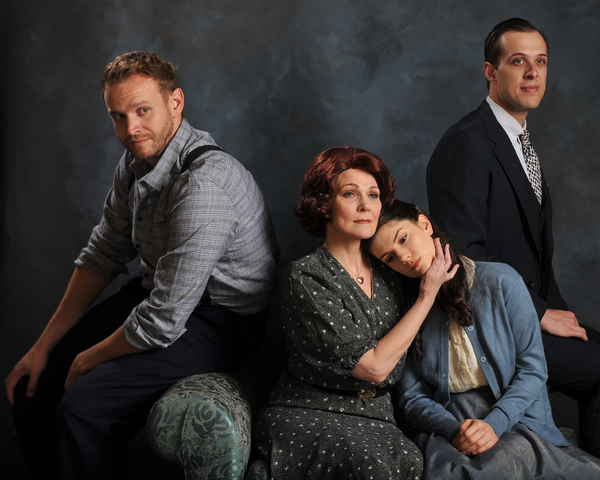 Photo Flash: Sierra Repertory presents THE GLASS MENAGERIE 
