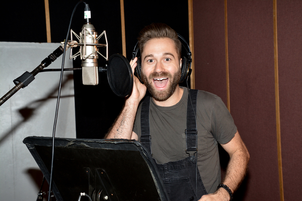 Exclusive Photo Coverage: GROUNDHOG DAY Cast Heads Back to Punx, PA for Carols For A Cure! Image