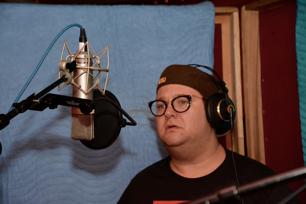 Exclusive Photo Coverage: GROUNDHOG DAY Cast Heads Back to Punx, PA for Carols For A Cure! Image