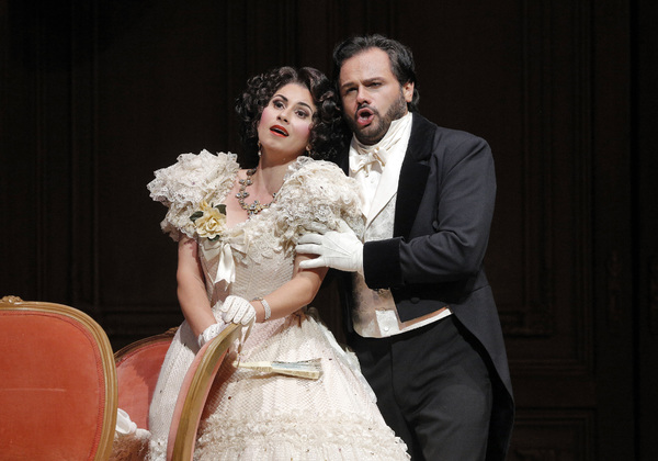Photo Flash: San Francisco Opera Mounts LA TRAVIATA Image
