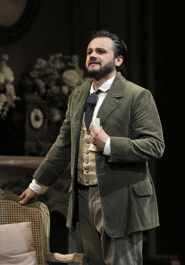 Photo Flash: San Francisco Opera Mounts LA TRAVIATA Image