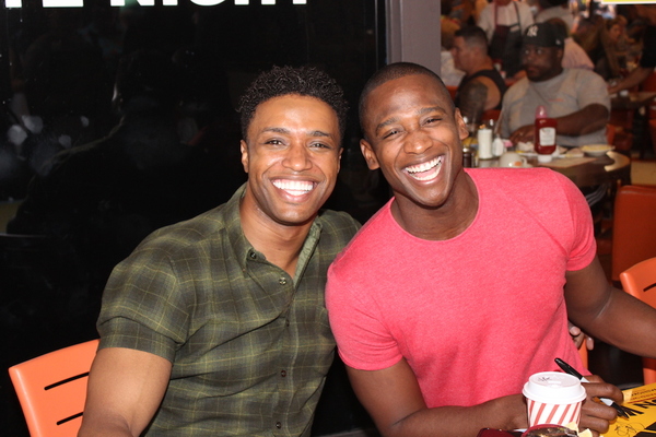Photo Coverage: Meet the Celebrities at the 2017 BC/EFA Flea Market Autograph Table! Image