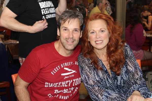 Photo Coverage: Meet the Celebrities at the 2017 BC/EFA Flea Market Autograph Table! Image