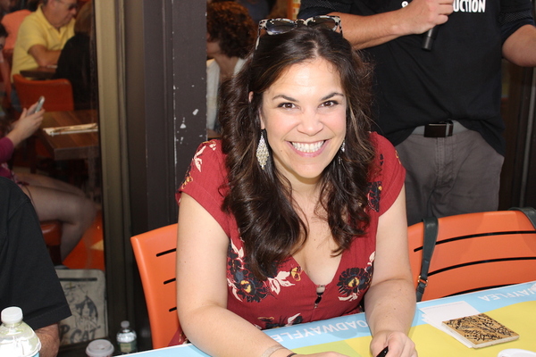 Photo Coverage: Meet the Celebrities at the 2017 BC/EFA Flea Market Autograph Table! Image