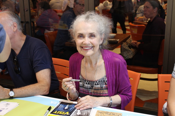 Photo Coverage: Meet the Celebrities at the 2017 BC/EFA Flea Market Autograph Table! Image