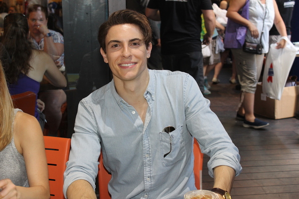 Photo Coverage: Meet the Celebrities at the 2017 BC/EFA Flea Market Autograph Table! Image