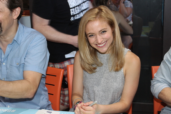 Photo Coverage: Meet the Celebrities at the 2017 BC/EFA Flea Market Autograph Table! Image
