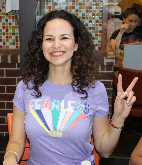 Photo Coverage: Meet the Celebrities at the 2017 BC/EFA Flea Market Autograph Table! Image
