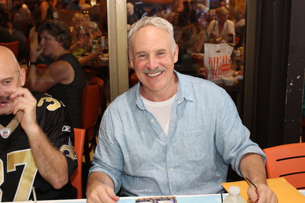 Photo Coverage: Meet the Celebrities at the 2017 BC/EFA Flea Market Autograph Table! Image