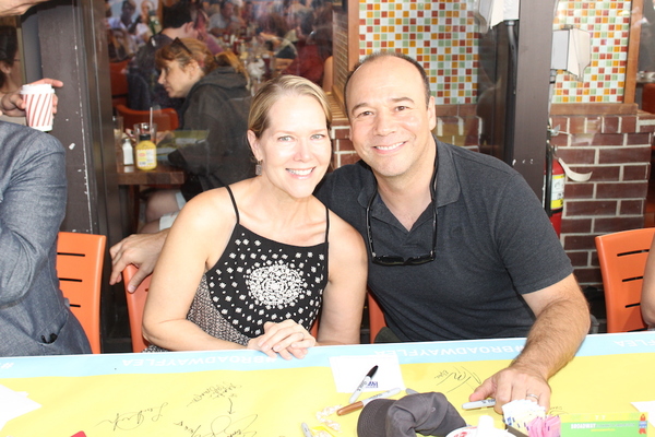 Photo Coverage: Meet the Celebrities at the 2017 BC/EFA Flea Market Autograph Table! Image