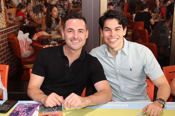 Photo Coverage: Meet the Celebrities at the 2017 BC/EFA Flea Market Autograph Table! Image