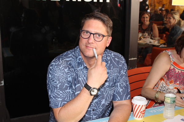 Photo Coverage: Meet the Celebrities at the 2017 BC/EFA Flea Market Autograph Table! Image