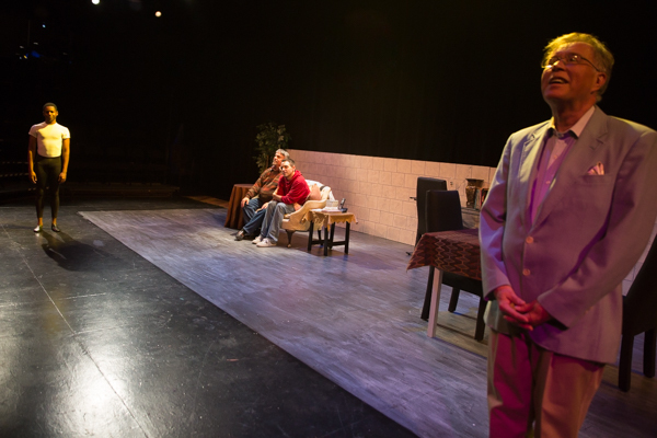 Photo Coverage: First Look at Evolution Theatre Company's TRAVELING Image