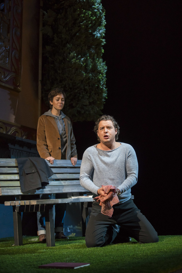 Photo Flash: First Look at Lyric's ORPHEE Featuring Joffrey Ballet Image