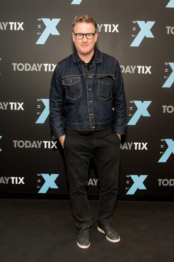 Photo Flash: Aaron Tveit, Laura Osnes and More Celebrate TodayTix's New 'The X Magazine' Image