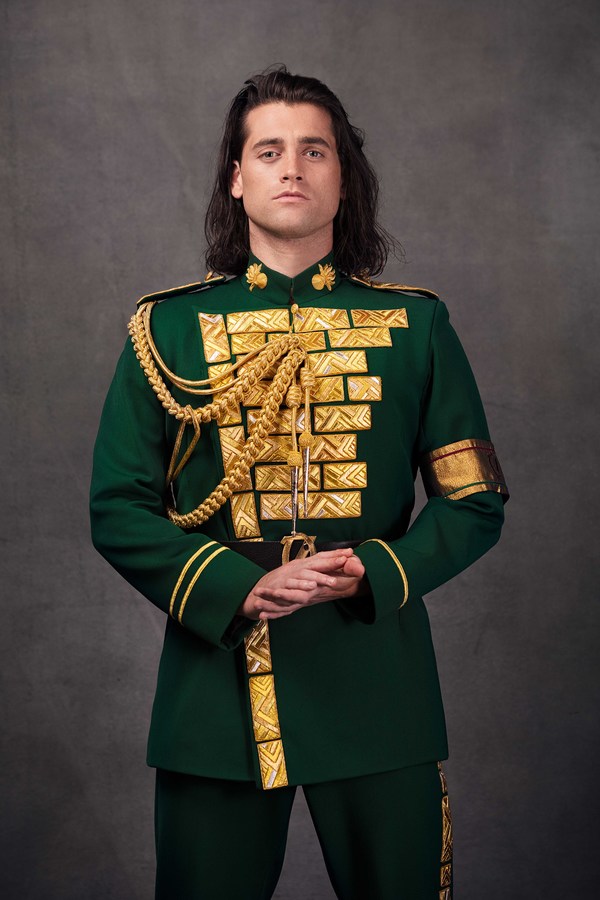 Photo Flash: WICKED Flies into its 12th Year with Brand New Portrait Photos Image