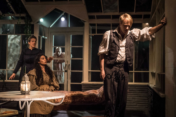 Photo Flash: First Look at Akvavit Theatre's 'GHOSTS & zombies' at Strawdog Theatre 