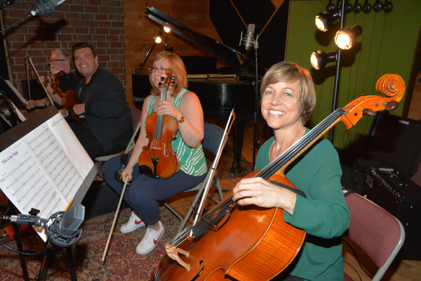 Exclusive Photo Coverage: CHICAGO Cast Slinks Into the Holiday Season with Carols For A Cure! Image