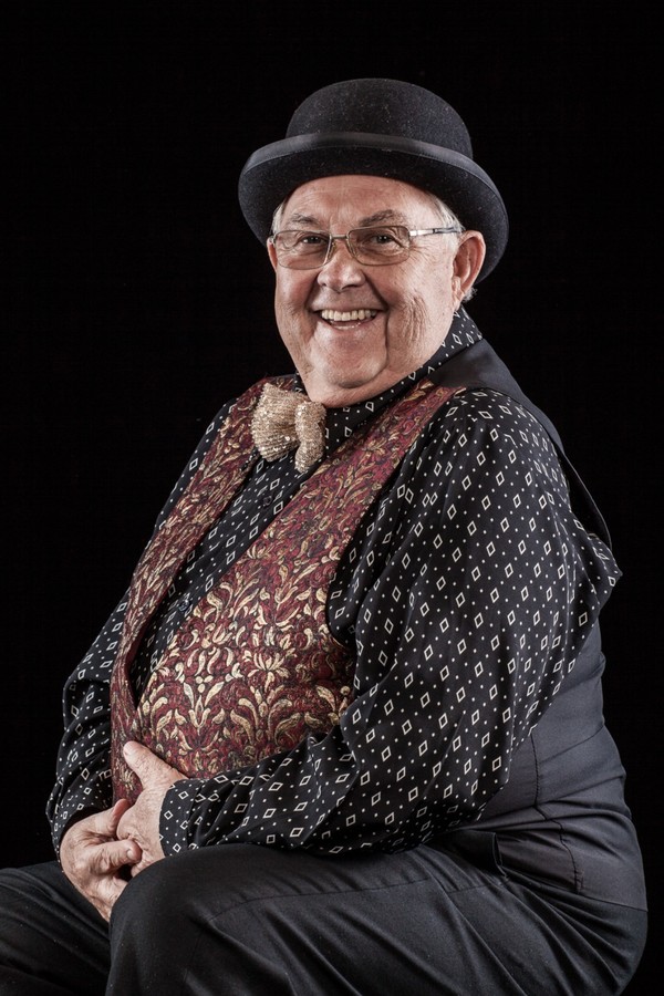 Photo Coverage: AS DROME VLERKE KRY Wings Its Way to Aardklop Image