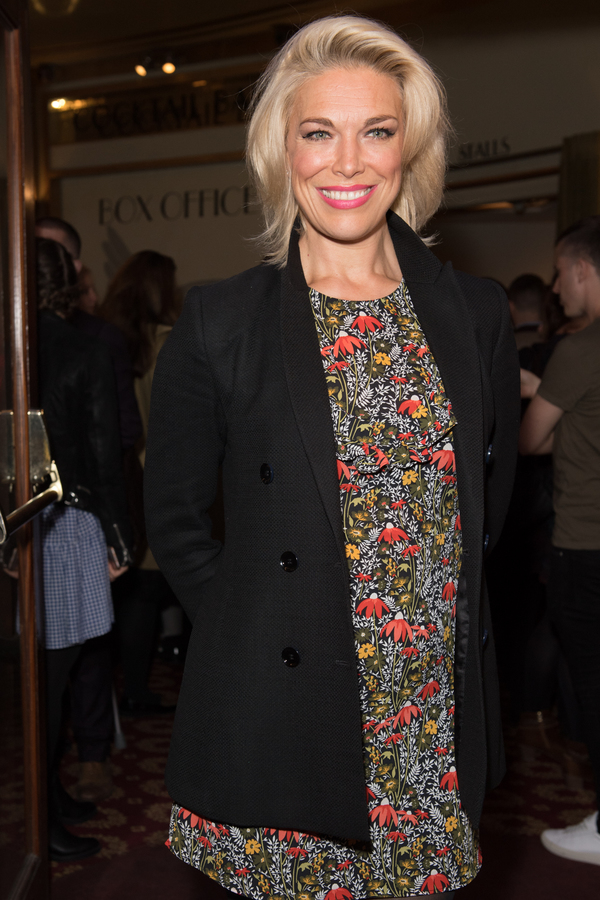 Photo Flash: Inside ANNIE Gala Night at the Piccadilly Theatre Image
