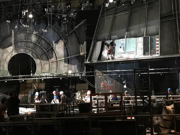 Photo Flash: BAT OUT OF HELL Loads into the Ed Mirvish Theatre 