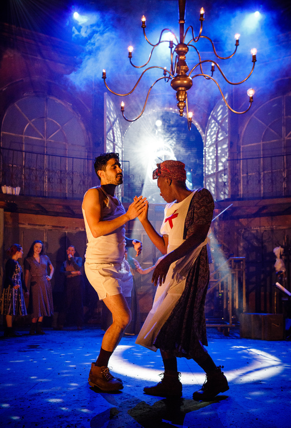 Kneehigh Kicks Off UK Tour of THE TIN DRUM Tonight Image