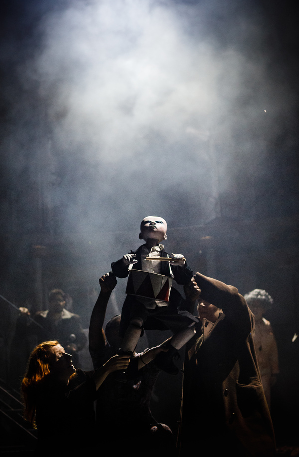 Kneehigh Kicks Off UK Tour of THE TIN DRUM Tonight Image