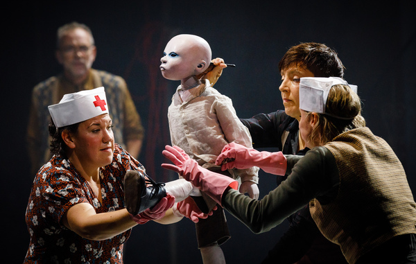 Kneehigh Kicks Off UK Tour of THE TIN DRUM Tonight Image