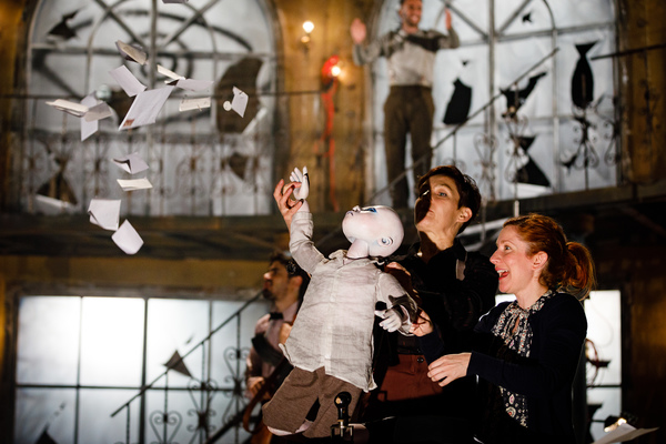 Kneehigh Kicks Off UK Tour of THE TIN DRUM Tonight Image