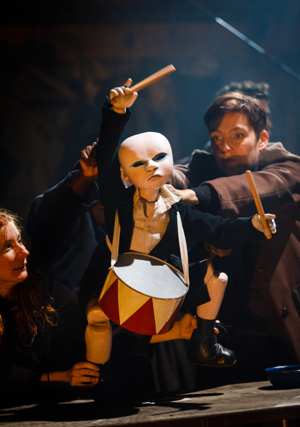Kneehigh Kicks Off UK Tour of THE TIN DRUM Tonight Image