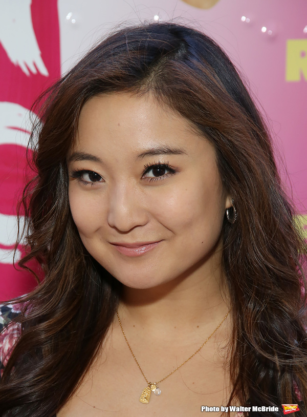 Photo Coverage: MEAN GIRLS Cast Gets In Line for Tina Fey's Cheese Fries! Image