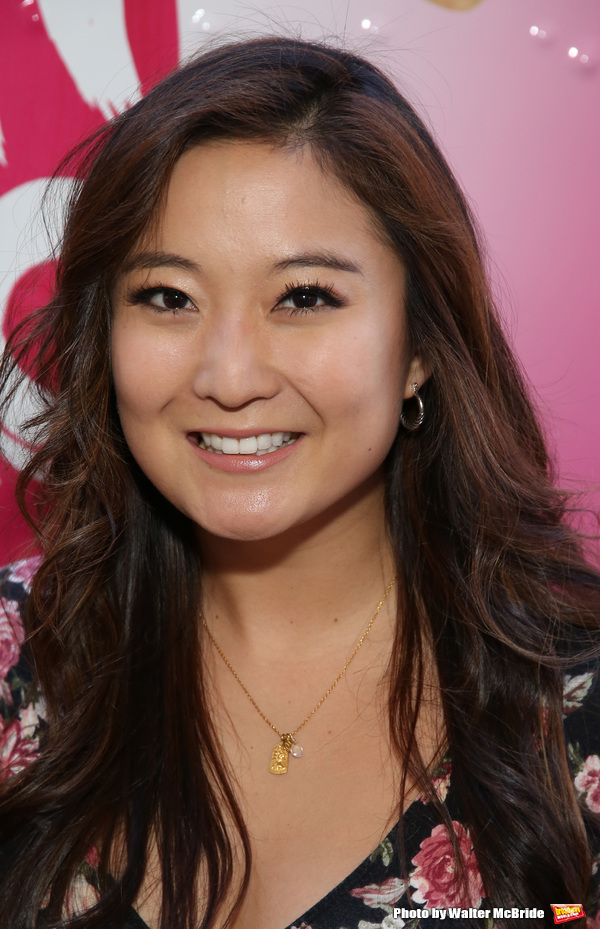 Photo Coverage: MEAN GIRLS Cast Gets In Line for Tina Fey's Cheese Fries! Image