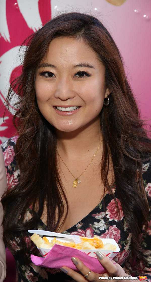 Photo Coverage: MEAN GIRLS Cast Gets In Line for Tina Fey's Cheese Fries! Image