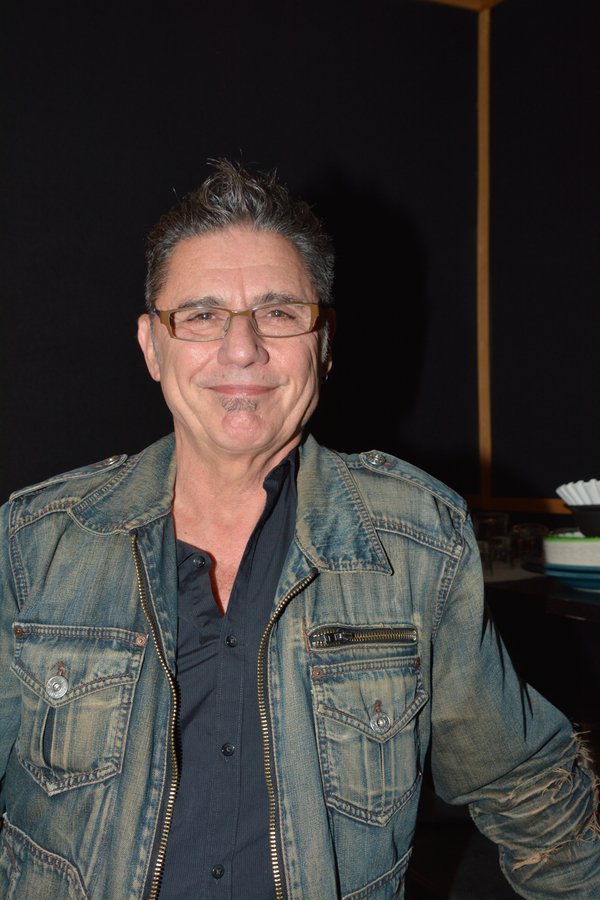 Exclusive Photo Coverage: A BRONX TALE Rings in the Holiday Season with Carols For A Cure! Image