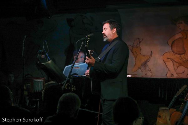 Photo Coverage: Duncan Sheik Makes Cafe Carlyle Debut Image