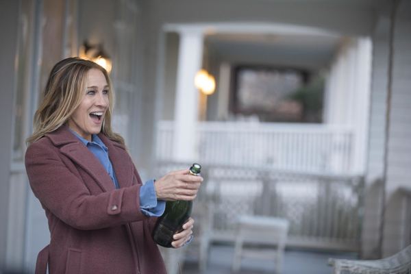 Photo Flash: First Look at Season 2 of HBO's DIVORCE with Sarah Jessica Parker Image