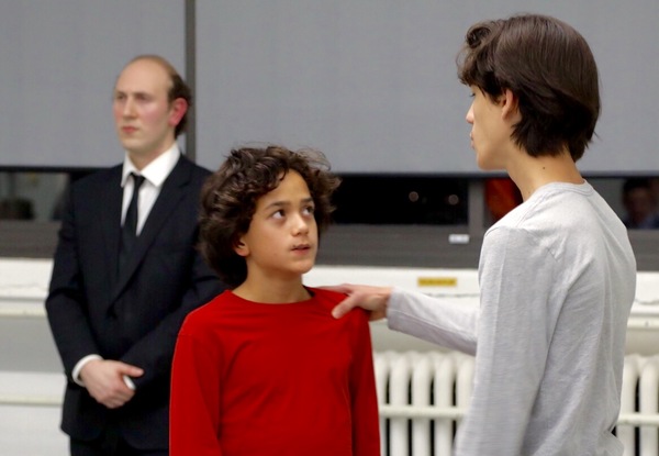 Photo Flash: Titan Theatre Company Opens Season with RICHARD III Image