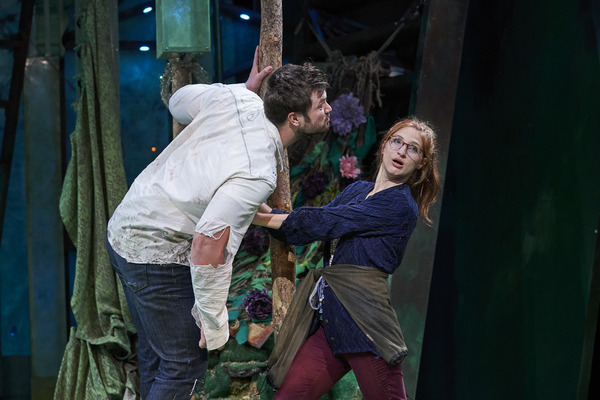Photo Flash: First Look at A MIDSUMMER NIGHT'S DREAM at Great Lakes Theater Image