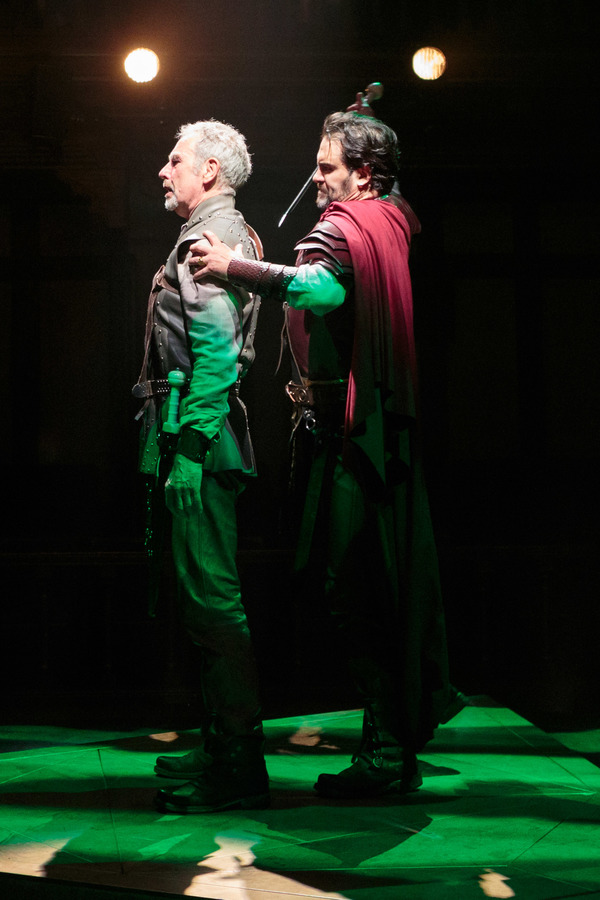 Photo Flash: First Look at ANTONY & CLEOPATRA at Folger Theatre Image