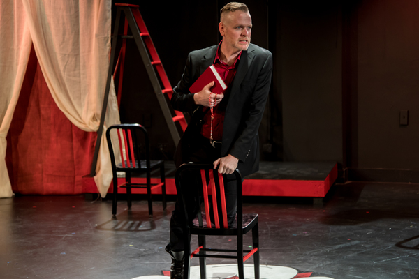 Photo Flash: First Look at Titan's Thrilling RICHARD III, Opening Tonight! Image