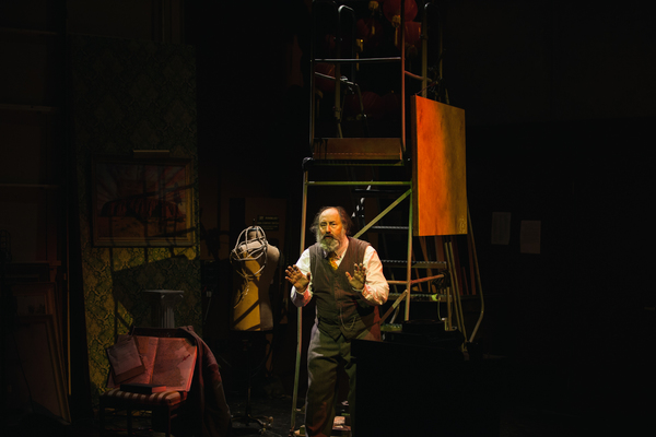 Photo Flash: First Look at Arye Gross in UNDERNEATH THE LINTEL at the Geffen Image