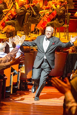 Review: An Interview With Philly Pops Own “Rocky”- MAESTRO MICHAEL KRAJEWSKI at Kimmel Center Image