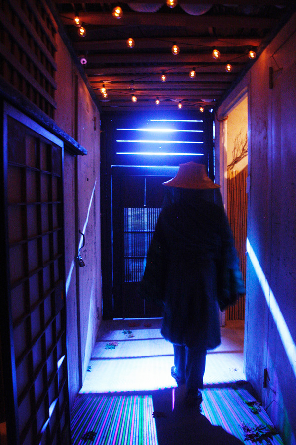 Photo Flash: Ghosts Come to Life in Immersive KAIDEN PROJECT: WALLS GROW THIN Image