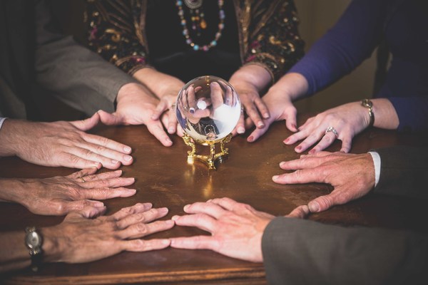 Photo Flash: Halloween Hits Tacoma Little Theatre with Ghostly BLITHE SPIRIT Image