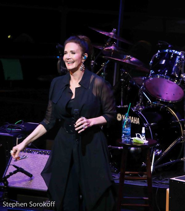 Photo Coverage: LYNDA CARTER (AKA Wonder Woman) Brings Her Concert to the Appel Room at JALC Image